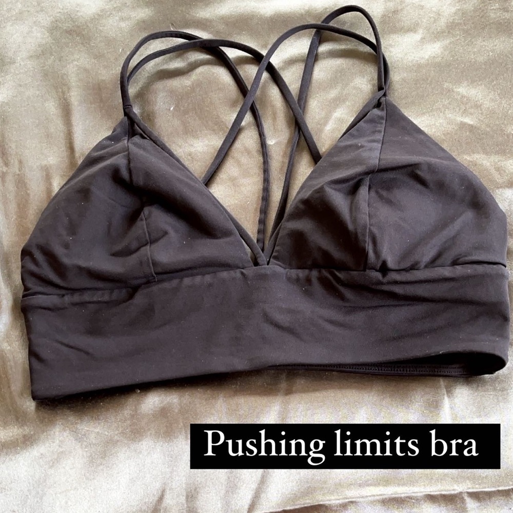 Lululemon Pushing Limits Bra BLACK